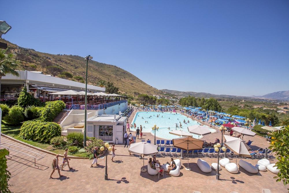 Hotel Costa Verde Cefalu Exterior photo
